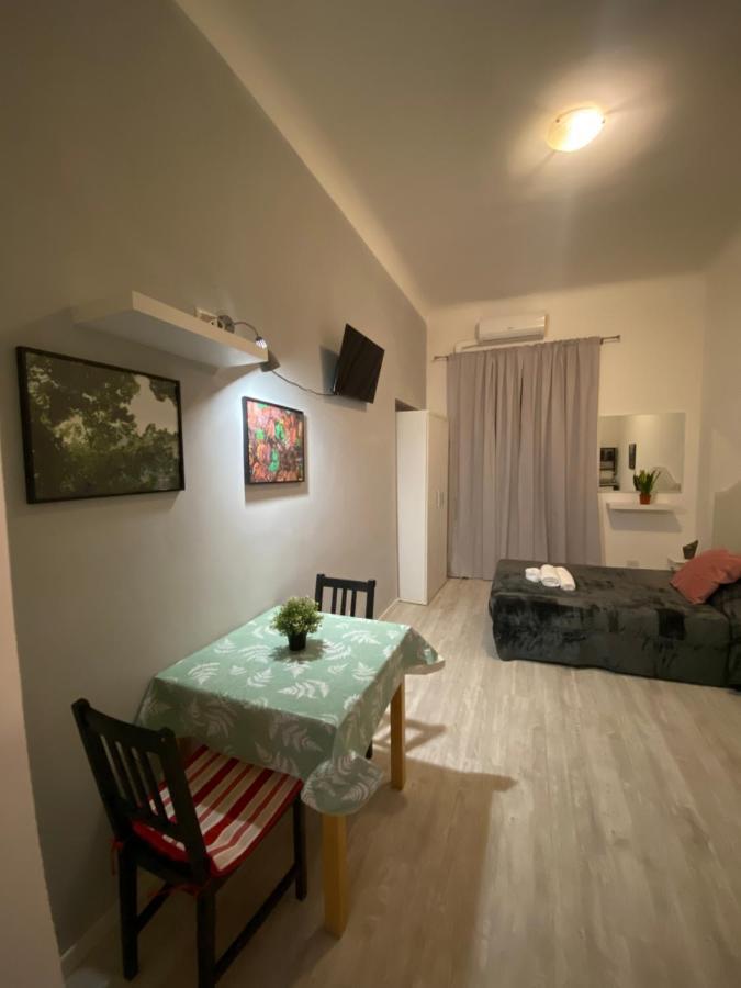 B&B Little Appartaments Rome Bagian luar foto