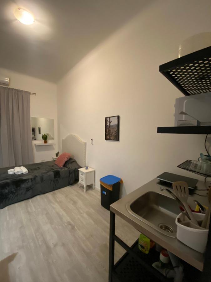 B&B Little Appartaments Rome Bagian luar foto